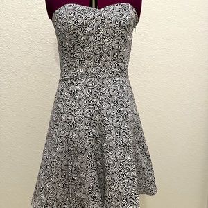 White House Black Market Sun ☀️ dress